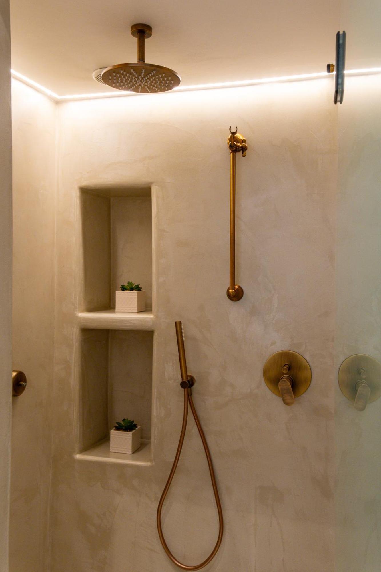 Sunsal Luxury - Earth Naoussa